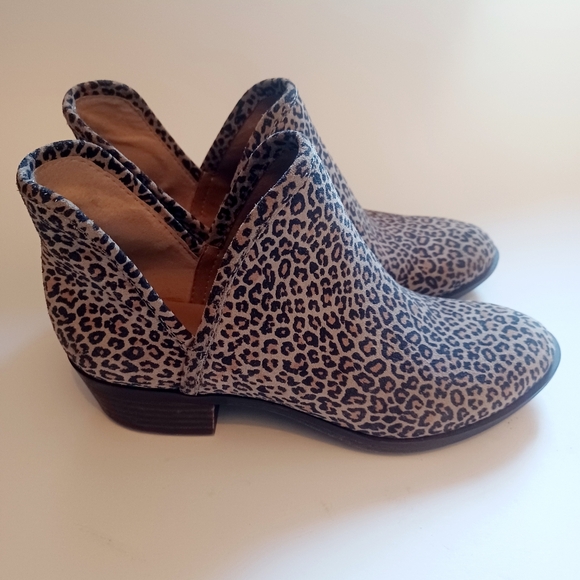 Lucky Brand Baley 2 Leopard Print Ankle Bootie Size 5 M - Picture 5 of 6